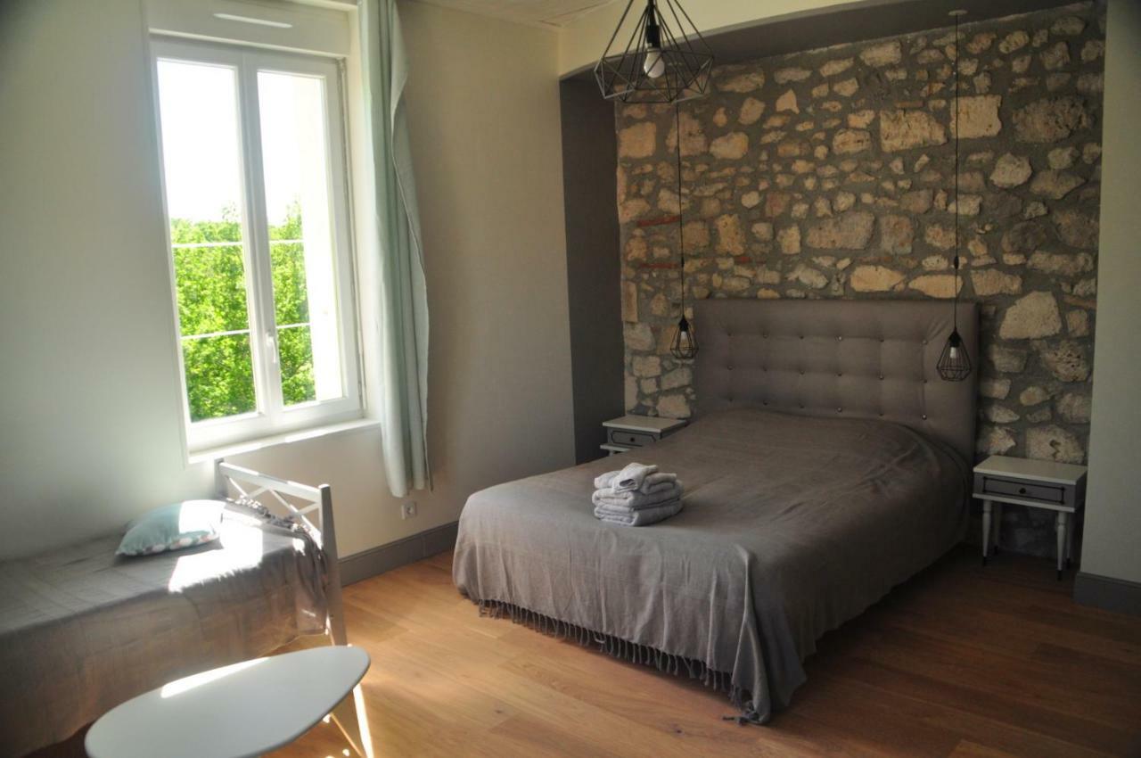 Loustalneou Bed & Breakfast Saint-Pierre-de-Clairac Exterior foto
